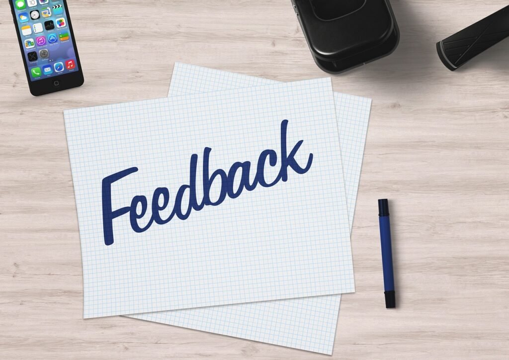 desk, paper, feedback, smartphone, pen, exchange of ideas, business, office, discussion, conversation, meeting, consultation, news, blogger, entertainment, contact, communication, correspondence, feedback, feedback, feedback, feedback, feedback